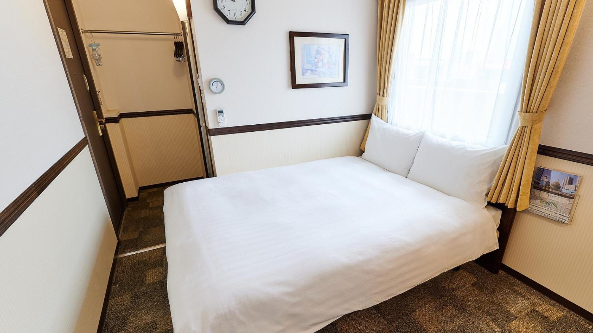 Toyoko Inn Osaka Itami Airport Toyonaka Habitación foto